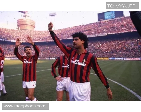 德国足球传奇明星退役之路与夺冠辉煌回顾