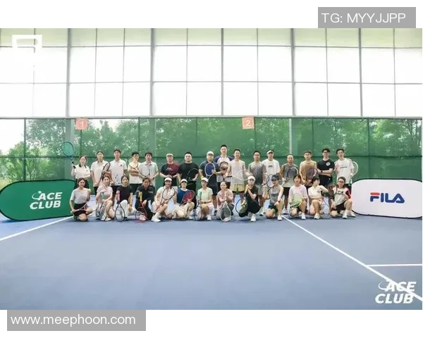 成都网球队荣登网球节奏排行榜第十名展现实力与风采